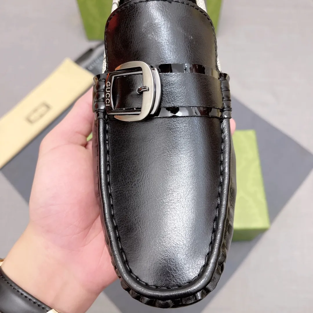 p400 GUCCI, Gucci official flagship store original casual beanie shoes ~ Four Seasons Trendy Shoes 👟》New version at the counter, Gucci 1:1 high-quality workmanship, upper: imported pebbled calfskin, genuine sweat-absorbent pigskin lining, fashionable lazy business style design, casual loafers, running shoes are perfect for young people. British fashion boots 😍 Equipped with original raw rubber wear-resistant outsole, absolutely high-end and classy, ​​suitable for drivers only 🚗 A must-have for fashionable men, standard code 37-45 No. 071